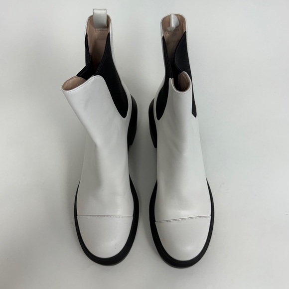 New Stuart Weitzman White Chelsea Ankle Boots Chunky Lug Sole Size 39 8.5 $650 - Picture 4 of 12